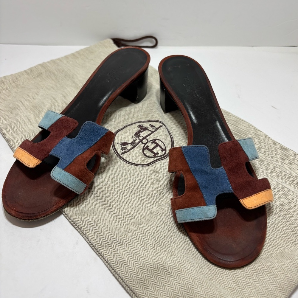 SOLD 💗 Hermes Multicolor Suede Sandals - Picture 2 of 12
